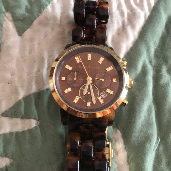 Michael Kors watch - Picture 1 of 2